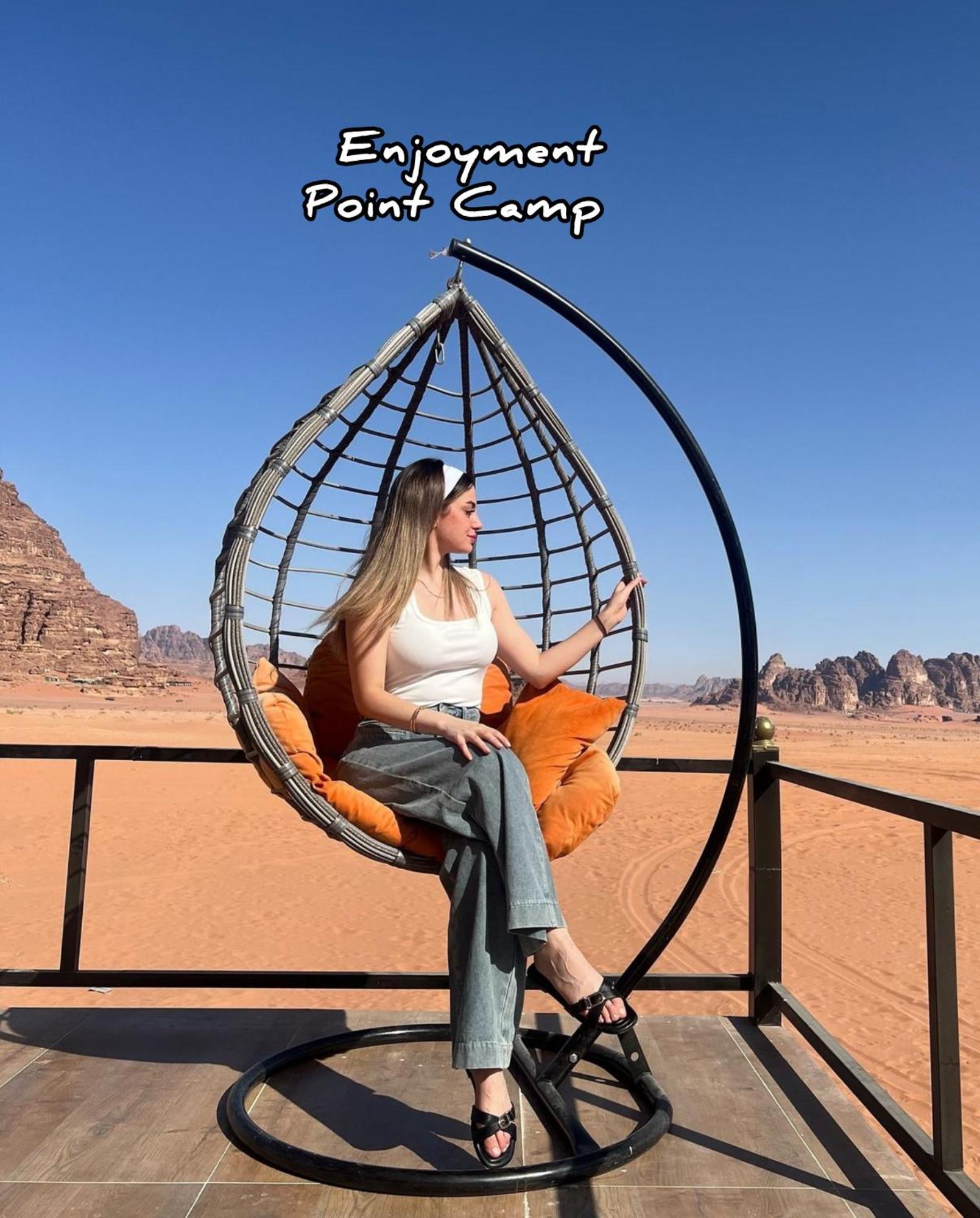 Luxury Enjoyment Point Bubbles Camp Bed & Breakfast Wadi Rum Exterior photo