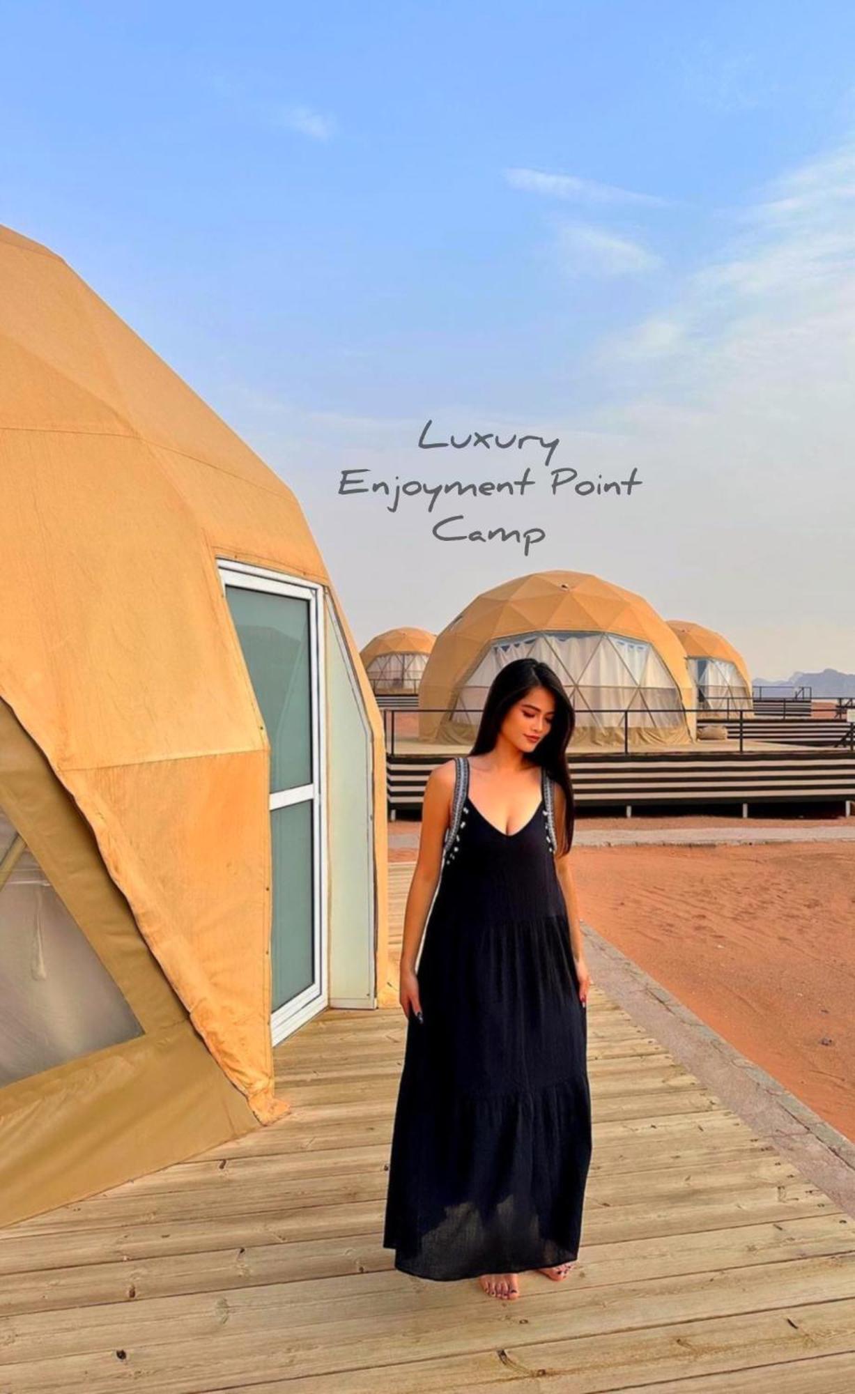 Luxury Enjoyment Point Bubbles Camp Bed & Breakfast Wadi Rum Exterior photo